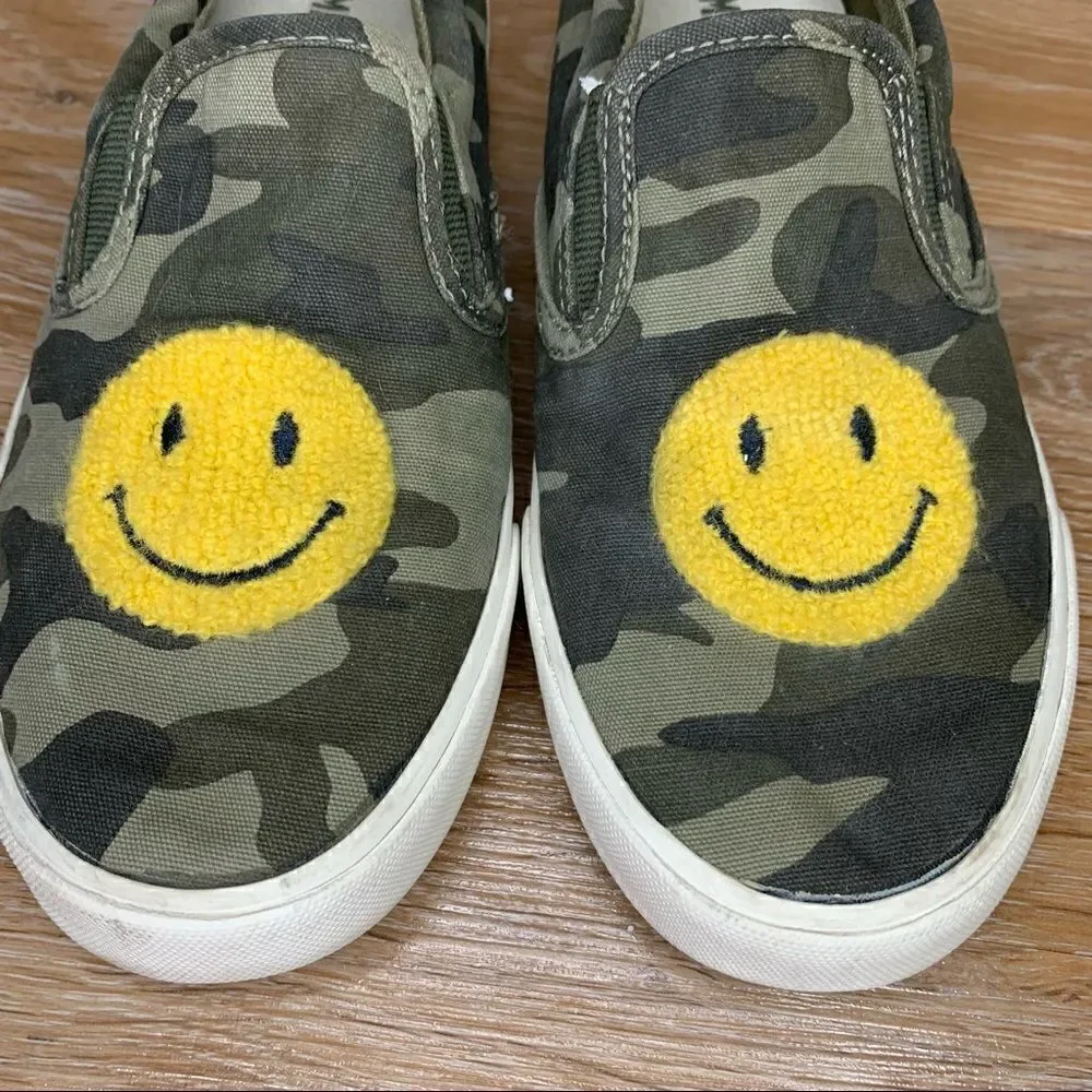 Gymboree Kids Unisex Size 4 Camo Smile Slip On Sneakers